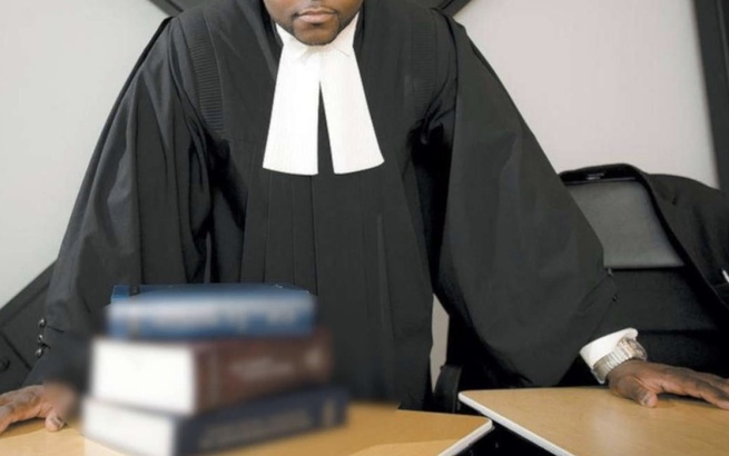 Élève-magistrat accusé de viol : l'extrait de naissance qui change tout Élève-magistrat accusé de viol : l'extrait de naissance qui change tout