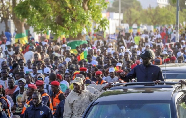 Fête du 4 avril : le chef de l’État salue la communion Armée-Nation et la mobilisation pour Dakar 2026 Fête du 4 avril : le chef de l’État salue la communion Armée-Nation et la mobilisation pour Dakar 2026