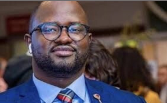 Cheikh Mbacké Gadiaga poursuit Délégué Amar et un animateur pour diffamation et réclame un milliard de francs CFA