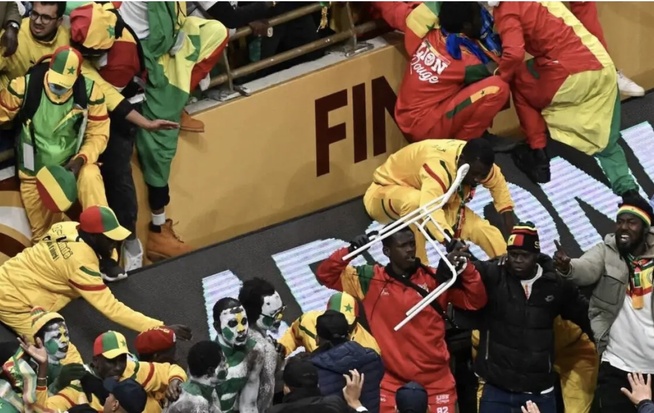 Affaire des 18 supporters des Lions : le stadier marocain agresseur, les policiers sénégalais et la plainte royalement ignorée Affaire des 18 supporters des Lions : le stadier marocain agresseur, les policiers sénégalais et la plainte royalement ignorée