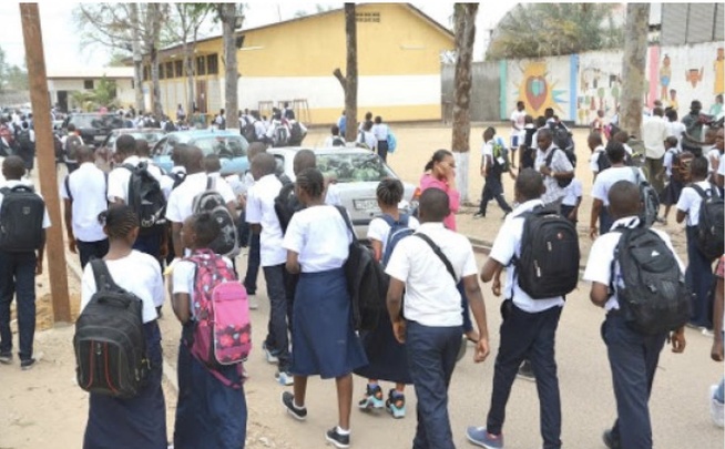 Rentrée : La grève des transporteurs menace de paralyser la reprise des cours ce lundi Rentrée : La grève des transporteurs menace de paralyser la reprise des cours ce lundi