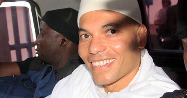La cassure de la dynamique unitaire de l’opposition par le Pds serait-elle une des conditions du traité de Versailles pour la libération de Karim Wade ? - Par Sadio Cissé La cassure de la dynamique unitaire de l’opposition par le Pds serait-elle une des conditions du traité de Versailles pour la libération de Karim Wade ? - Par Sadio Cissé