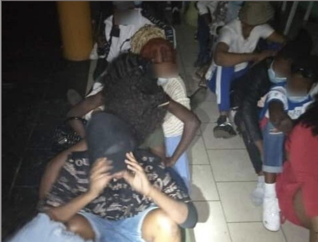 Ouakam : La gendarmerie interrompt une soirée déviante, huit fêtards interpellés Ouakam : La gendarmerie interrompt une soirée déviante, huit fêtards interpellés