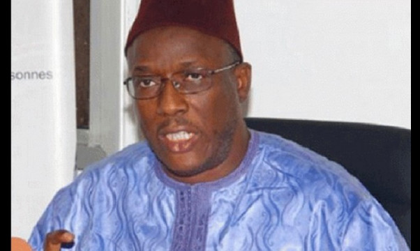 EXCLUSIF !) Recrutements au COUD : Oumar Youm, Dc du Président Sall, se tape deux postes pour sa soeur et son neveu ; Birima de Tfm, son épouse ; les Sg des Syndicats casent épouses, beaux-frères : Cheikh Oumar Hanne "ndanaan-la", en termes de gestio EXCLUSIF !) Recrutements au COUD : Oumar Youm, Dc du Président Sall, se tape deux postes pour sa soeur et son neveu ; Birima de Tfm, son épouse ; les Sg des Syndicats casent épouses, beaux-frères : Cheikh Oumar Hanne "ndanaan-la", en termes de gestio