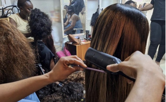 Alerte santé : Pourquoi vos mèches "naturelles" pourraient vous donner le cancer Alerte santé : Pourquoi vos mèches "naturelles" pourraient vous donner le cancer