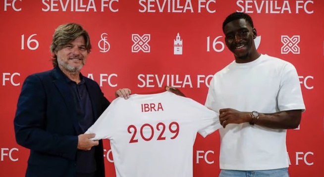 Mercato : Ibra Sow prolonge l’aventure avec le Sevilla FC jusqu’en 2029