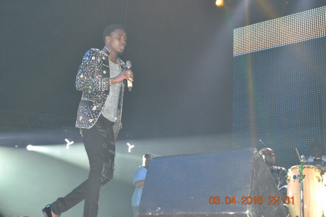 Video: Waly Seck réussi son paris à Bercy avec Sen Art Vision et Vouzenou, le palais omnisports de Bercy atteint les 9600 places à 22h 46. regardez Video: Waly Seck réussi son paris à Bercy avec Sen Art Vision et Vouzenou, le palais omnisports de Bercy atteint les 9600 places à 22h 46. regardez