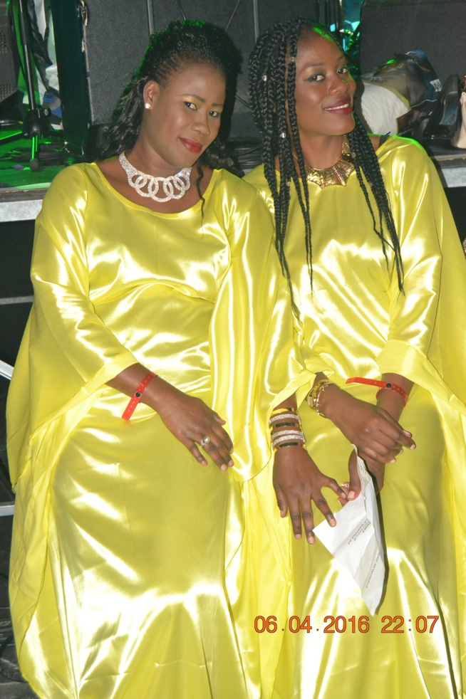 Video: Waly Seck réussi son paris à Bercy avec Sen Art Vision et Vouzenou, le palais omnisports de Bercy atteint les 9600 places à 22h 46. regardez Video: Waly Seck réussi son paris à Bercy avec Sen Art Vision et Vouzenou, le palais omnisports de Bercy atteint les 9600 places à 22h 46. regardez