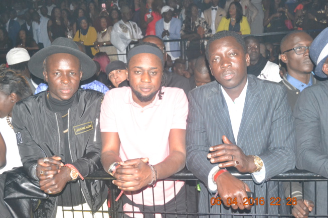 Video: Waly Seck réussi son paris à Bercy avec Sen Art Vision et Vouzenou, le palais omnisports de Bercy atteint les 9600 places à 22h 46. regardez Video: Waly Seck réussi son paris à Bercy avec Sen Art Vision et Vouzenou, le palais omnisports de Bercy atteint les 9600 places à 22h 46. regardez