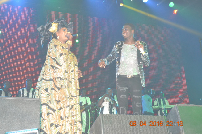 Video: Waly Seck réussi son paris à Bercy avec Sen Art Vision et Vouzenou, le palais omnisports de Bercy atteint les 9600 places à 22h 46. regardez