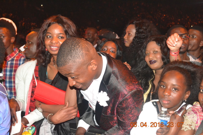 Accor Hotel Arena, Wally Ballago Seck réussit son pari avec Sen Art Vision et Vouzenou le palais omnisports de Bercy affiche son plein. Regardez Accor Hotel Arena, Wally Ballago Seck réussit son pari avec Sen Art Vision et Vouzenou le palais omnisports de Bercy affiche son plein. Regardez