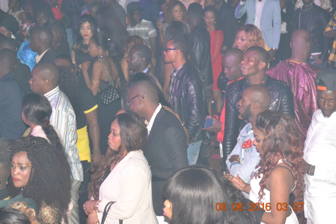 Lendemain Bercy Wally Seck rechauffe son public au Dock Haussman.