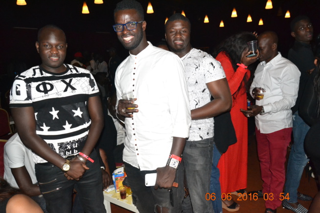 Lendemain Bercy Wally Seck rechauffe son public au Dock Haussman.