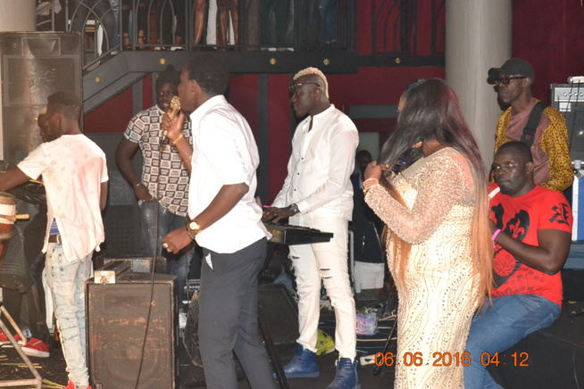 Lendemain Bercy Wally Seck rechauffe son public au Dock Haussman.