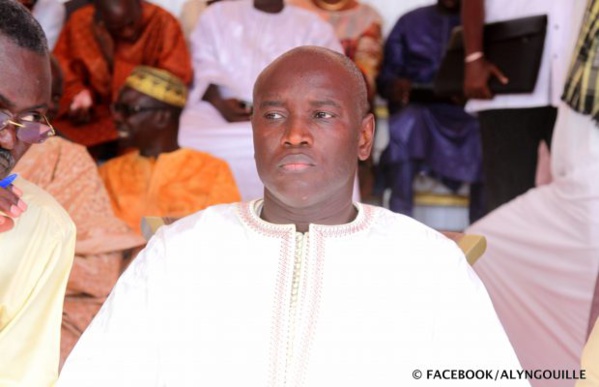 Alors qu'on épilogue sur l'ardoise fiscale de l'Assemblée nationale, il existe un cas plus grave qui se joue à la barbe et au nez du contribuable sénégalais. Et, selon les infos du journal Libération, ce scandale se joue dans les couloirs de la Caiss Alors qu'on épilogue sur l'ardoise fiscale de l'Assemblée nationale, il existe un cas plus grave qui se joue à la barbe et au nez du contribuable sénégalais. Et, selon les infos du journal Libération, ce scandale se joue dans les couloirs de la Caiss