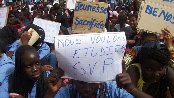 Crise scolaire : Doit-on se taire en continuant de murmurer un silence bruissant de parole ? Crise scolaire : Doit-on se taire en continuant de murmurer un silence bruissant de parole ?