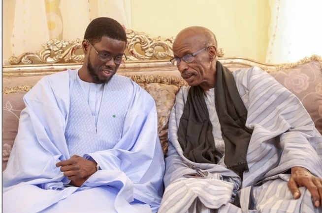 Louga : Le président Bassirou Diomaye Faye en visite spirituelle et de compassion chez la famille omarienne Louga : Le président Bassirou Diomaye Faye en visite spirituelle et de compassion chez la famille omarienne