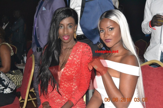 Naturelle et sage, Keysha Mbengue le top modél Sénégalaise de Biarritz en pays Basque en compagnie de Paola.