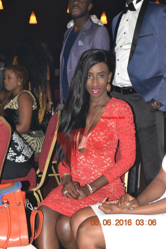 Naturelle et sage, Keysha Mbengue le top modél Sénégalaise de Biarritz en pays Basque en compagnie de Paola. Naturelle et sage, Keysha Mbengue le top modél Sénégalaise de Biarritz en pays Basque en compagnie de Paola.