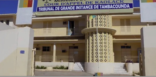 Tambacounda : 14 présumés homosexuels et lesbiennes placés sous mandat de dépôt Tambacounda : 14 présumés homosexuels et lesbiennes placés sous mandat de dépôt