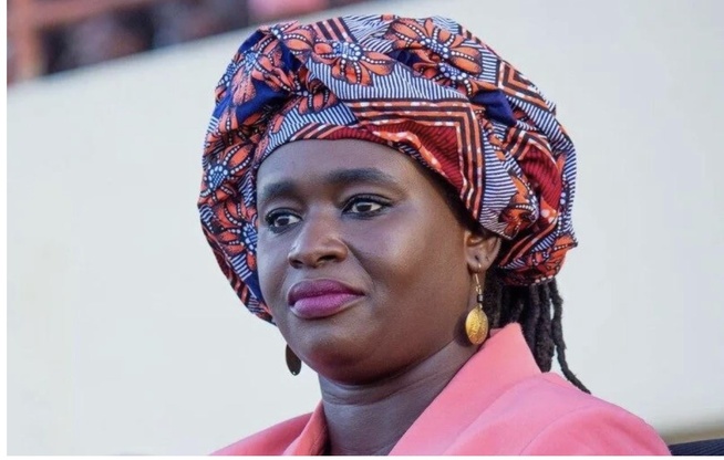 Vague de démissions après le limogeage de Sonko : Khadija Mahécor Diouf aussi claque la porte Vague de démissions après le limogeage de Sonko : Khadija Mahécor Diouf aussi claque la porte