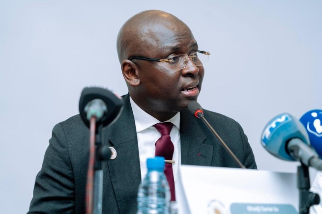 « L’“im-possible” retour ? Analyse constitutionnelle et parlementaire du cas Ousmane Sonko au Sénégal » « L’“im-possible” retour ? Analyse constitutionnelle et parlementaire du cas Ousmane Sonko au Sénégal »