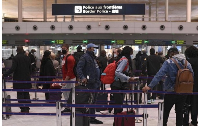 Sondage : 63% des Français favorables à une suspension de l’immigration légale pendant trois ans Sondage : 63% des Français favorables à une suspension de l’immigration légale pendant trois ans