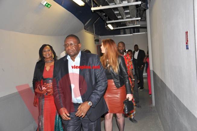 SEM Bassirou Sene ambassadeur du Sénégal à Paris arrive au concert de Waly Seck à Bercy. SEM Bassirou Sene ambassadeur du Sénégal à Paris arrive au concert de Waly Seck à Bercy.