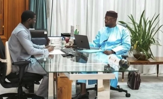J'attendais une discussion, j'ai reçu un limogeage » : Ousmane Sonko retrace sa dernière rencontre avec le chef de l'État