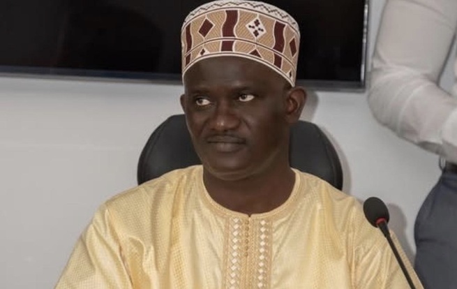 Dr Cheikh Dieng ou l’obsession du verdict qui n’implique nullement le Ministre de l’Hydraulique et de l’Assainissement (par Sandiour Gaye) Dr Cheikh Dieng ou l’obsession du verdict qui n’implique nullement le Ministre de l’Hydraulique et de l’Assainissement (par Sandiour Gaye)