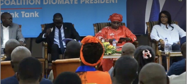 Sénégal : la coalition présidentielle pousse pour une gouvernance centrée sur les résultats et l’efficacité de l’action publique Sénégal : la coalition présidentielle pousse pour une gouvernance centrée sur les résultats et l’efficacité de l’action publique