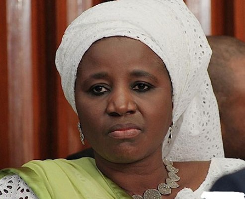 Le ministre Mariama Sarr flinguée par les femmes du Sud Le ministre Mariama Sarr flinguée par les femmes du Sud