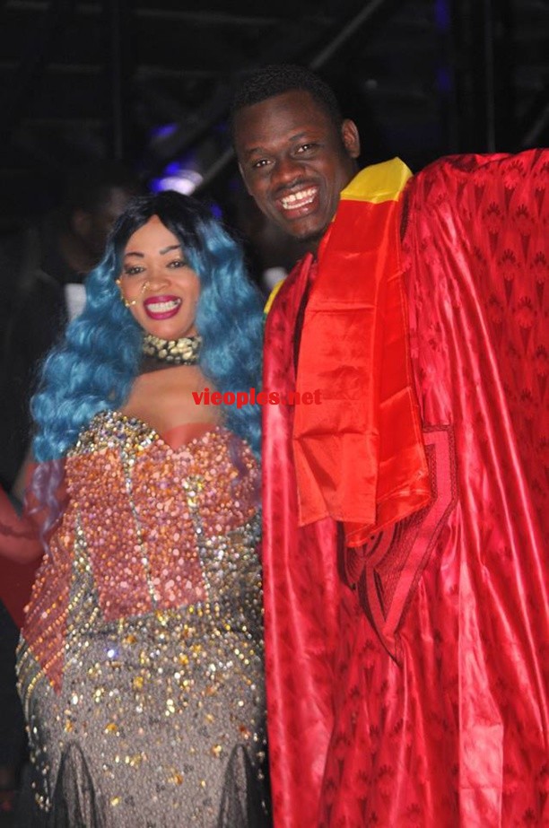 Omaro "Lonkhatina" la danseuse Oumou Sow? Omaro "Lonkhatina" la danseuse Oumou Sow?