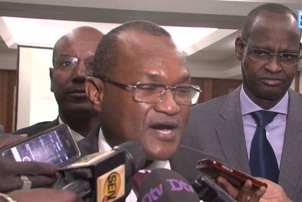 Abdou Ndéné Sall, Secrétaire d’Etat au réseau ferroviaire national : «Les chantiers du train Express régional vont démarrer en fin Juiller prochain» Abdou Ndéné Sall, Secrétaire d’Etat au réseau ferroviaire national : «Les chantiers du train Express régional vont démarrer en fin Juiller prochain»