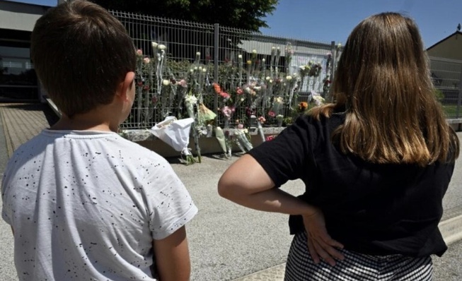 France : un collégien avoue avoir tué une vieille dame par "besoin de faire mal" France : un collégien avoue avoir tué une vieille dame par "besoin de faire mal"