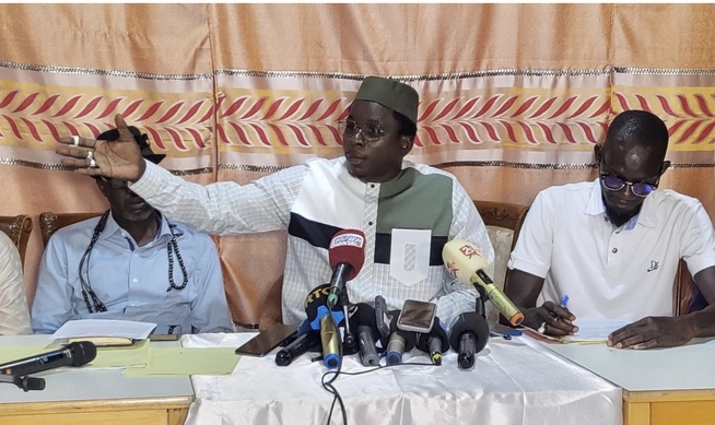 Campagne arachidière : Le collectif « Aar Sunu Moomel » dénonce le prix du kilogramme et exige un audit immédiat Campagne arachidière : Le collectif « Aar Sunu Moomel » dénonce le prix du kilogramme et exige un audit immédiat