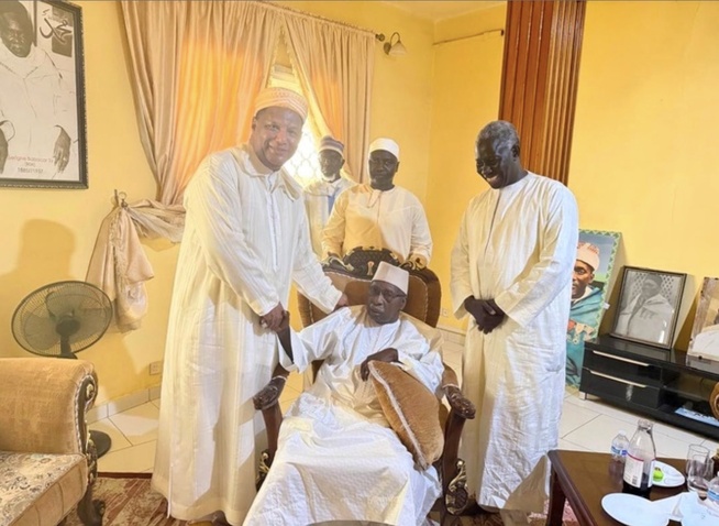 Maroc-Sénégal : l’ambassadeur Hassan Naciri reçu par le Khalife général de la Tariqa Tijania Malikite