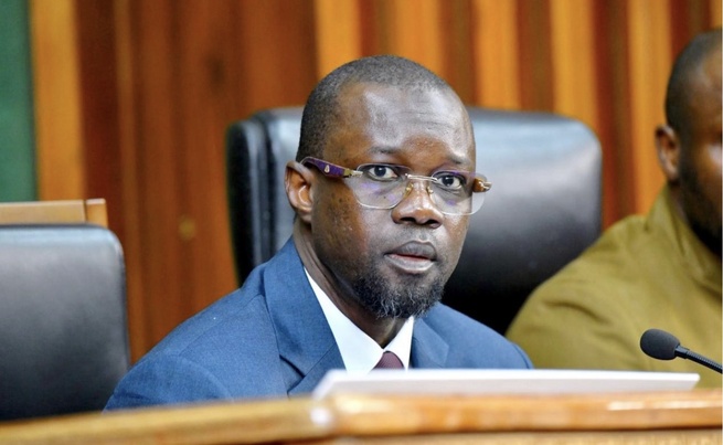 Silence le plus complet" : Le rappel à l'ordre ferme d'Ousmane Sonko aux députés et au public à l'ouverture des travaux Silence le plus complet" : Le rappel à l'ordre ferme d'Ousmane Sonko aux députés et au public à l'ouverture des travaux