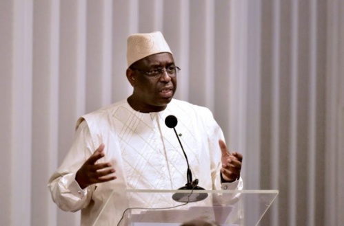 Macky Sall tranche le débat : "La libération de Karim Wade dépend entièrement de moi et il n'est pas question d’amnistie" Macky Sall tranche le débat : "La libération de Karim Wade dépend entièrement de moi et il n'est pas question d’amnistie"