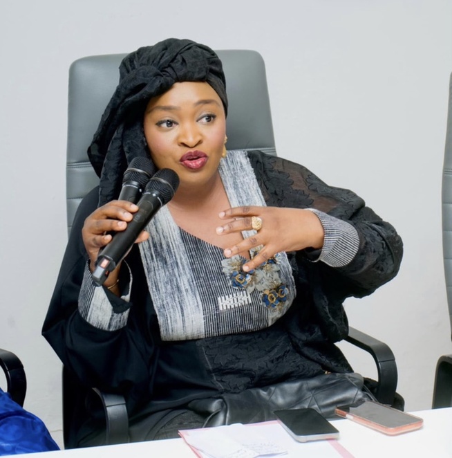 Ndèye Fatou Mbodj conteste le succès annoncé de la vente des cartes du Pastef