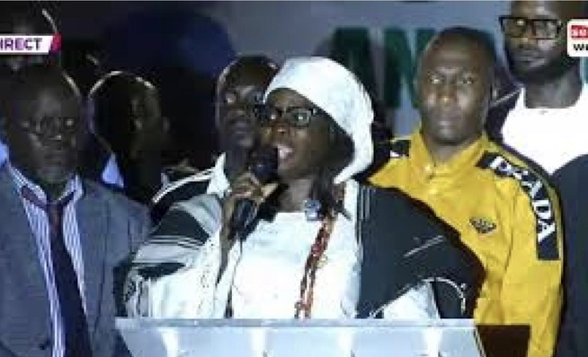 Lancement officiel de "And Dekkal Yaakar' : Thérèse Faye appelle à un engagement citoyen pour le développement du Sénégal Lancement officiel de "And Dekkal Yaakar' : Thérèse Faye appelle à un engagement citoyen pour le développement du Sénégal