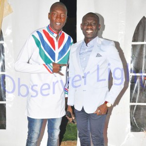 Pape Diouf Set pour Global Tour avec Bai Babou Pape Diouf Set pour Global Tour avec Bai Babou