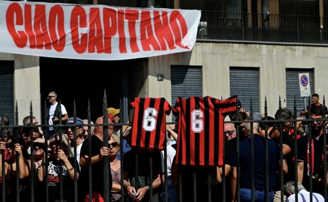 Des milliers de personnes aux obsèques de la légende du football italien Baresi