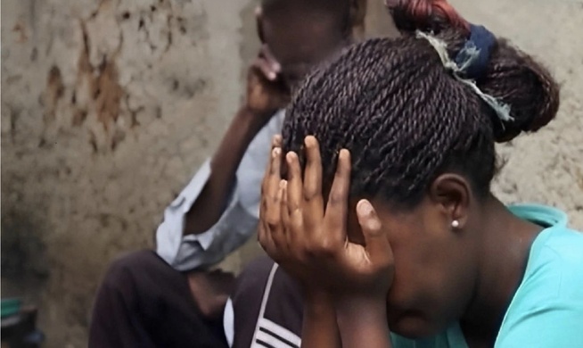 Une étudiante de 23 ans arrêtée pour le meurtre de ses jumeaux nouveau-nés Une étudiante de 23 ans arrêtée pour le meurtre de ses jumeaux nouveau-nés