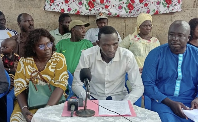 Ziguinchor : un ancien cadre du mouvement de Assome Diatta quitte pour rejoindre le parti du Président Ziguinchor : un ancien cadre du mouvement de Assome Diatta quitte pour rejoindre le parti du Président