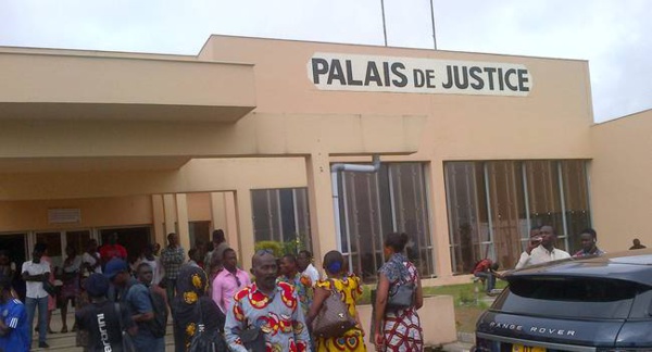 Procès d'anthropophagie au tribunal de Kolda : 3 ans ferme requis contre le "charlatan" Mamoudou Diallo Procès d'anthropophagie au tribunal de Kolda : 3 ans ferme requis contre le "charlatan" Mamoudou Diallo