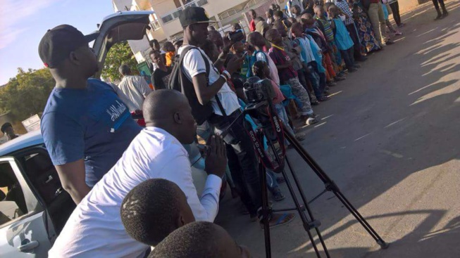 Les premières images de la nouvelle vidéo de Cheikh Diagne. "Pikine" Les premières images de la nouvelle vidéo de Cheikh Diagne. "Pikine"