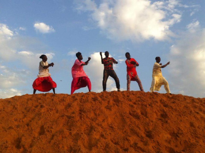 Les premières images de la nouvelle vidéo de Cheikh Diagne. "Pikine" Les premières images de la nouvelle vidéo de Cheikh Diagne. "Pikine"