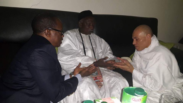 Après avoir accompagné Karim Wade, Me Madické Niang rentre discrètement à Dakar Après avoir accompagné Karim Wade, Me Madické Niang rentre discrètement à Dakar