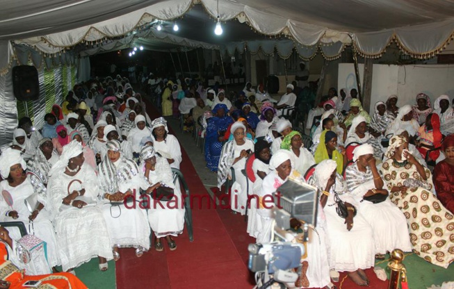 Quelques images de la nuit du "Leylatoul khadre" de Sheikh Alassane See Taare Yalla à Fann Hock.
